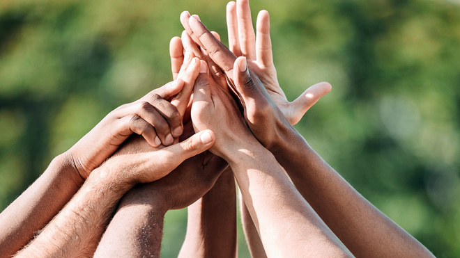 Dem Kriegsgeschrei entgegen